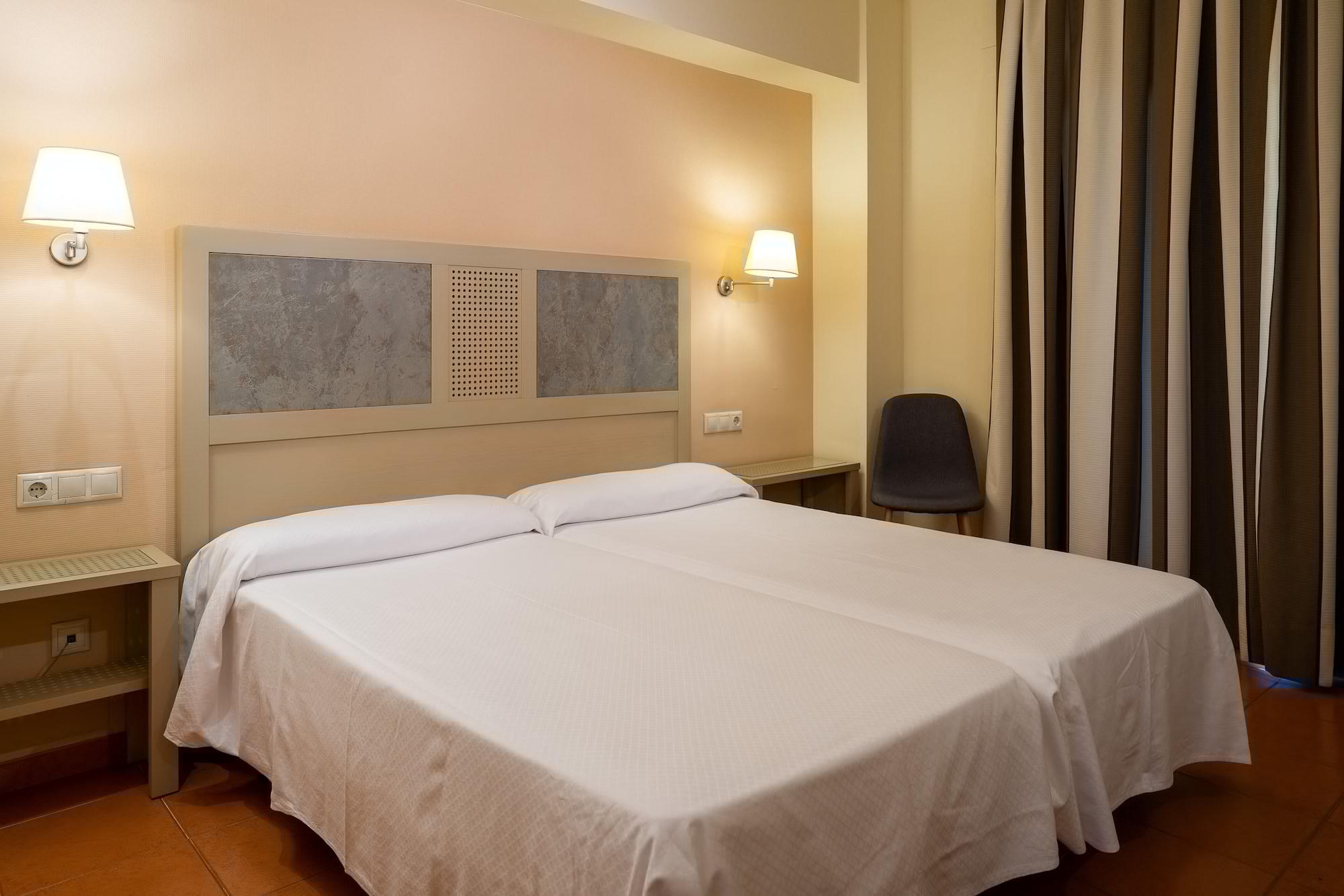 Hotel Alcossebre Kültér fotó